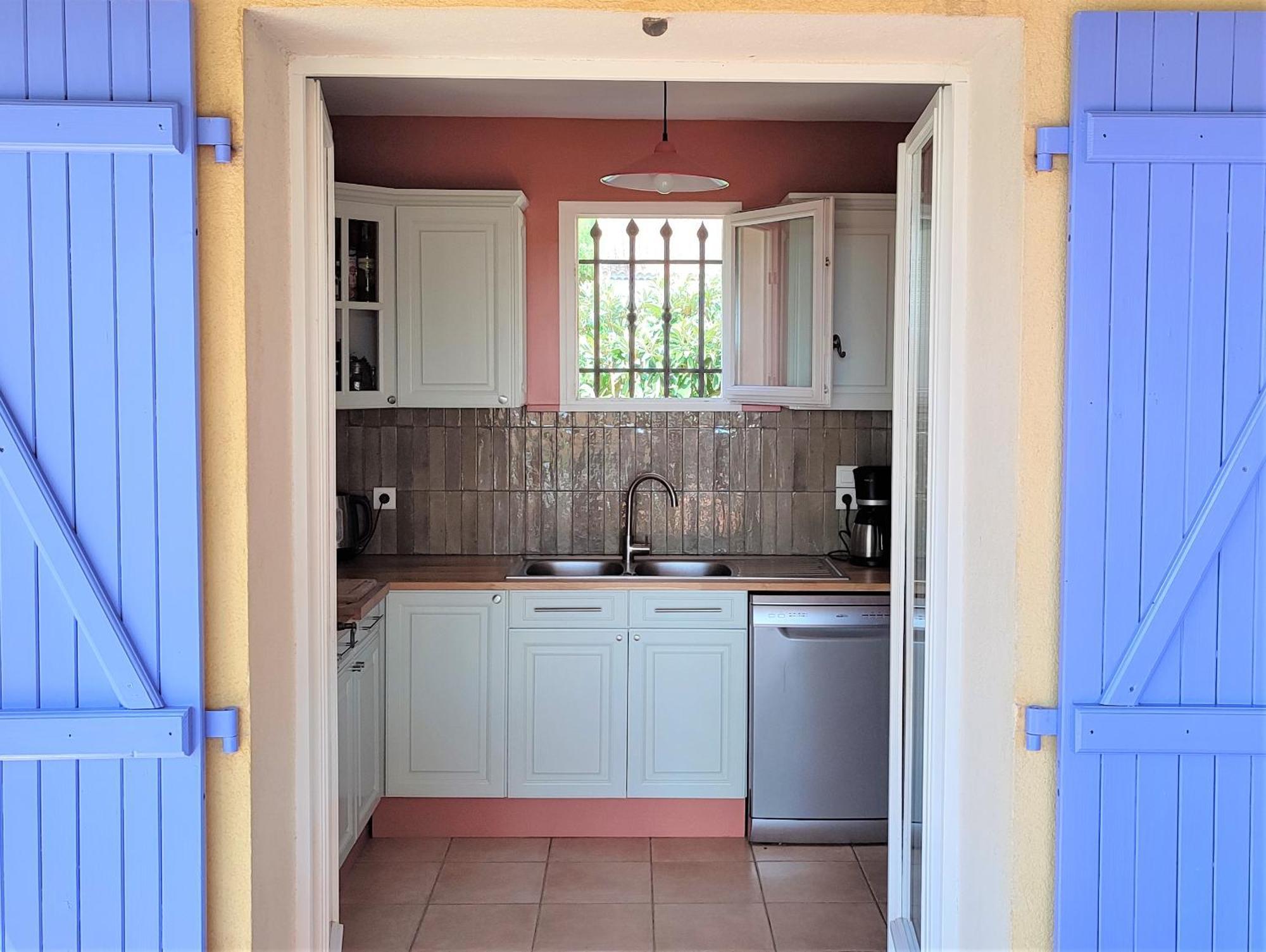 Avec Piscine Privée Vue Sur Vignoble, à Proximité Des Plages&de La Villa *