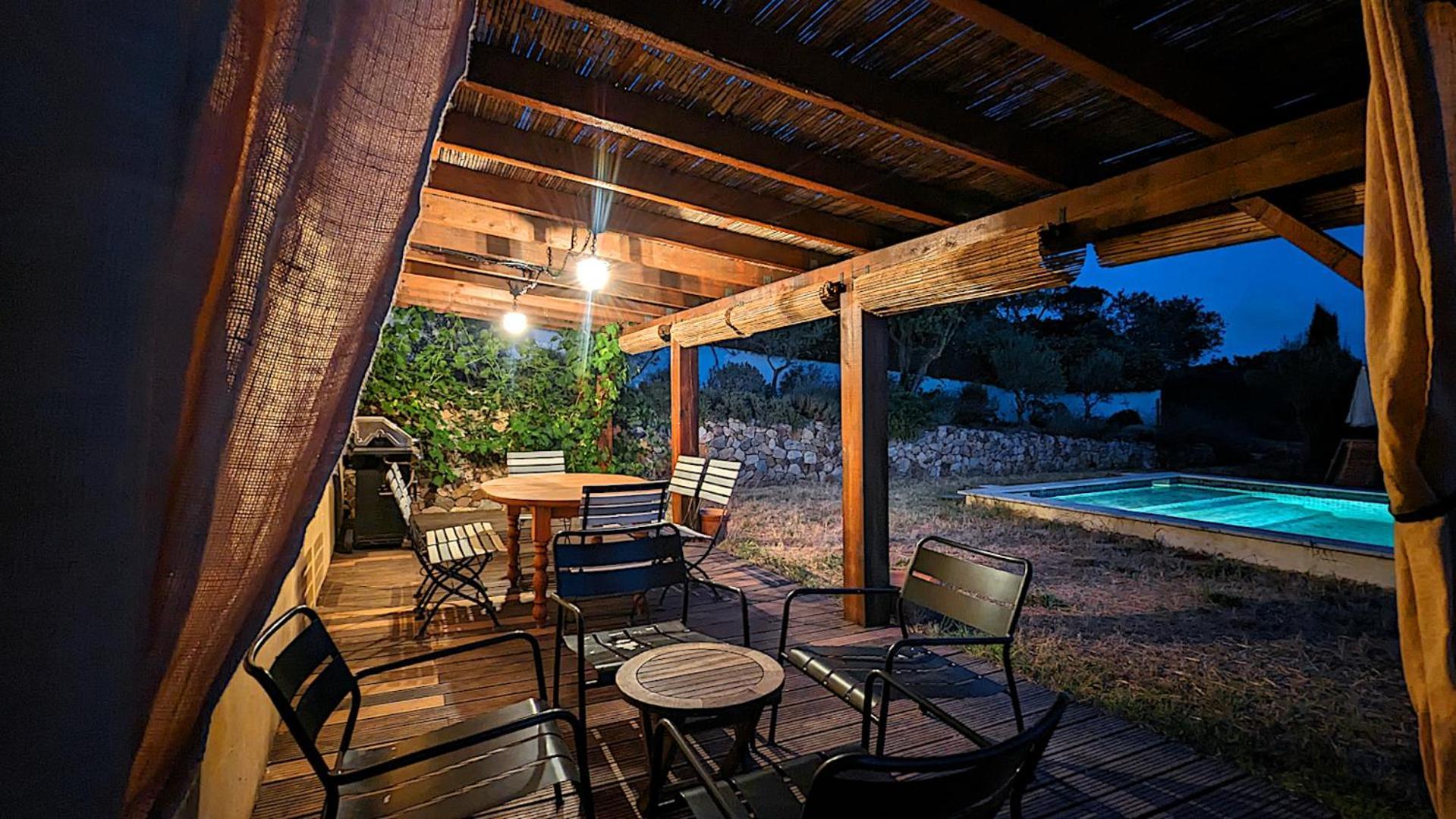 Villa Avec Piscine Privée Vue Sur Vignoble, à Proximité Des Plages&de La
