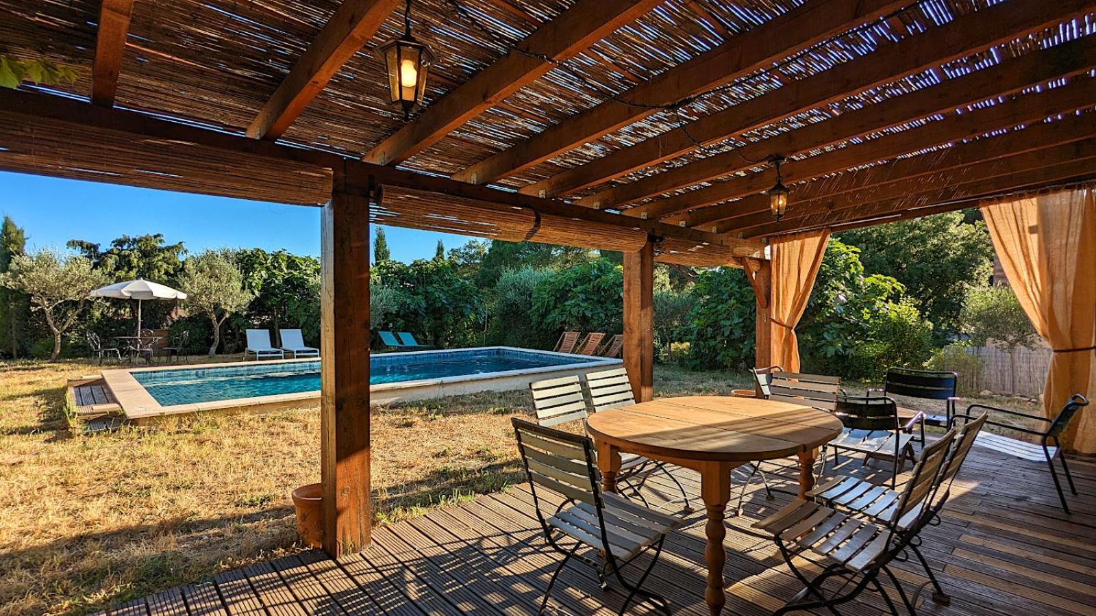 Avec Piscine Privée Vue Sur Vignoble, à Proximité Des Plages&de La Villa Fréjus